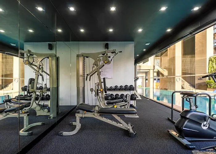 Wander - Ekkamai - Full Kitchen, Balcony, Pool, Gym Apartment Bangkok