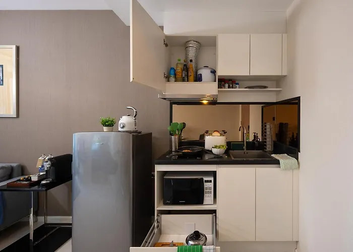 Apartment Wander - Ekkamai - Full Kitchen, Balcony, Pool, Gym Bangkok